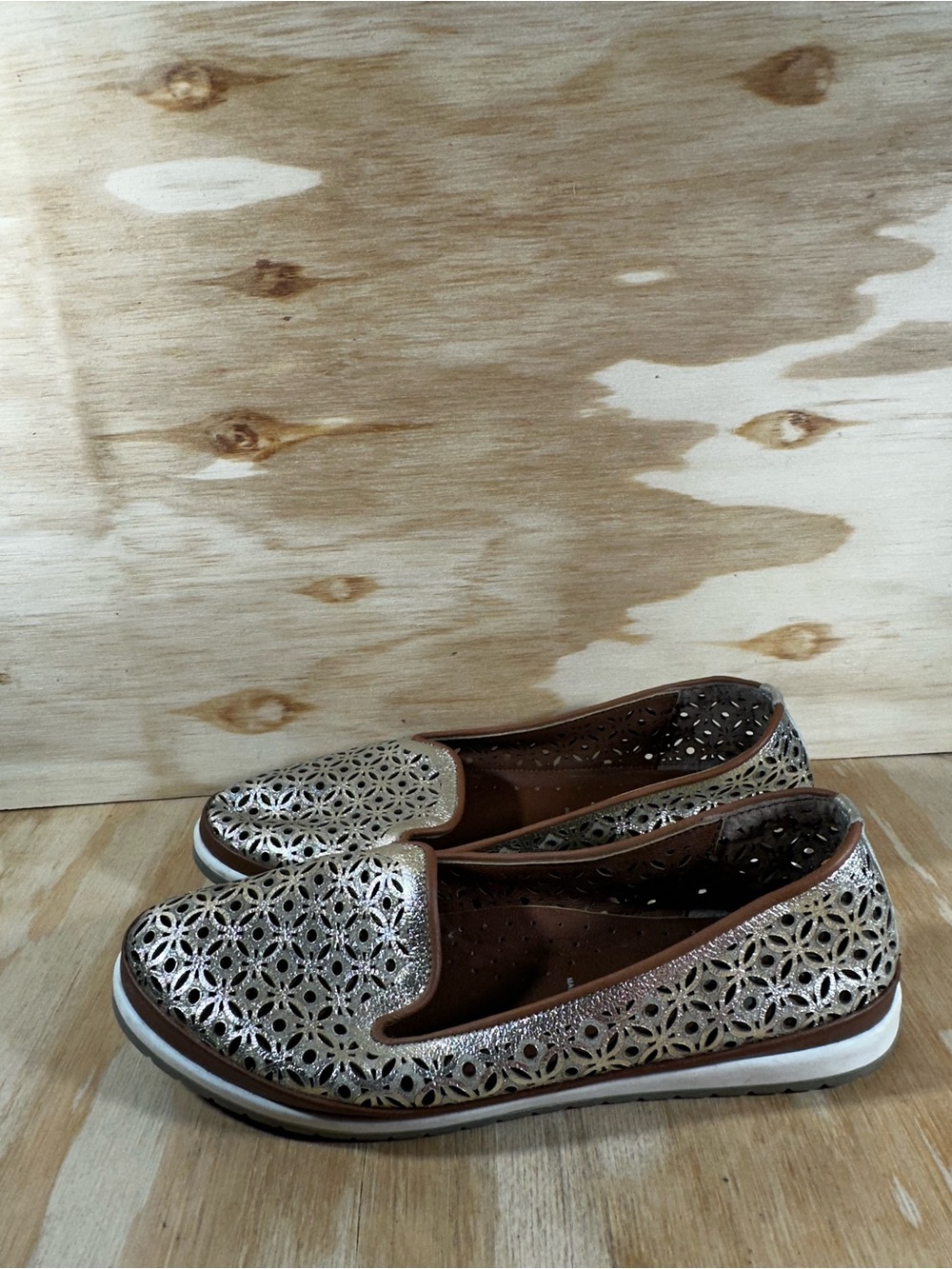 Spring Step Tulisa Metallic Laser-Cut Slip-On Flats Women’s Size 9.5